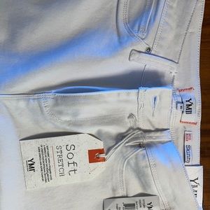 Brand new YMI white soft stretch skinny jeans.